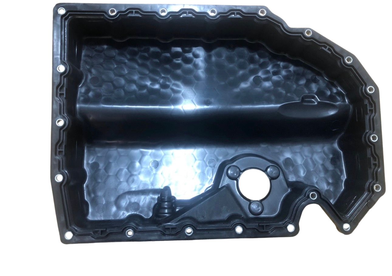 Volkswagen Golf 7 GTI Oil Sump (Plastic) - Image 2